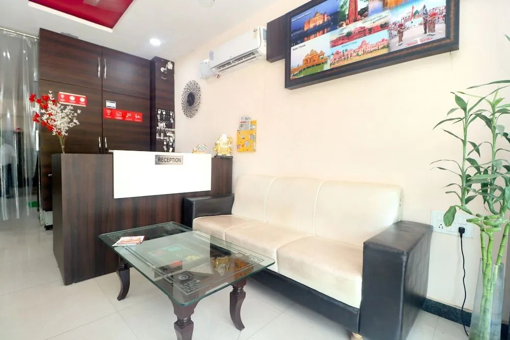 OYO 19034 Shree Vishnu Residency