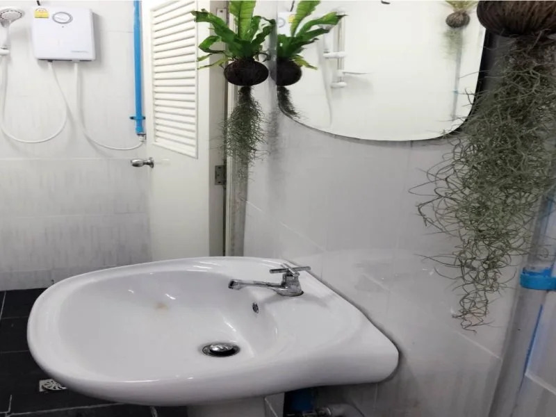 O2 Hostel