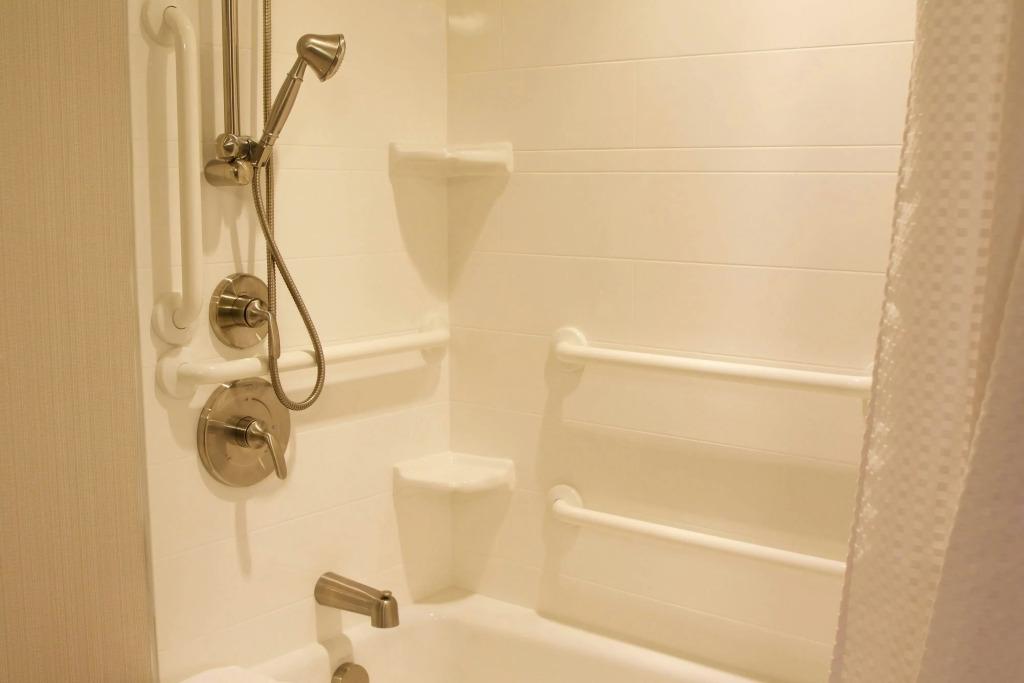 Courtyard by Marriott Asheville Airport