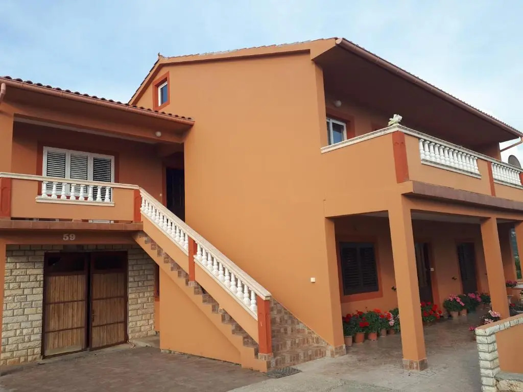 Apartmani Lucia