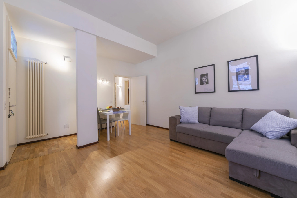 Valentina Home