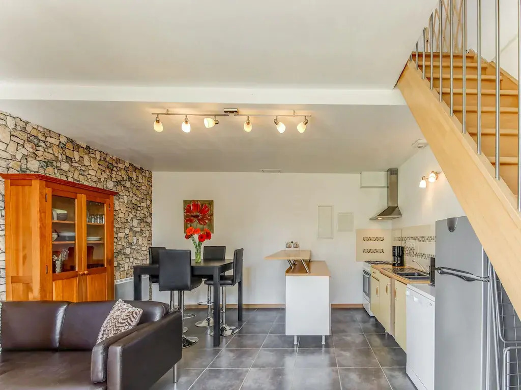 Welcoming Holiday Home in Brainville with Fenced Garden