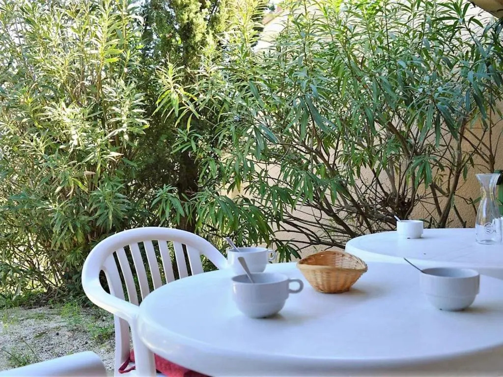 Appartement Le Lavandou, 2 pièces, 6 personnes - FR-1-251-235