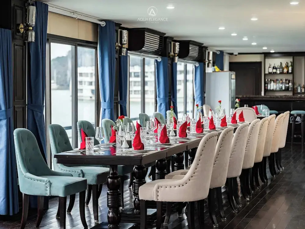 Aqua Elegance Cruise