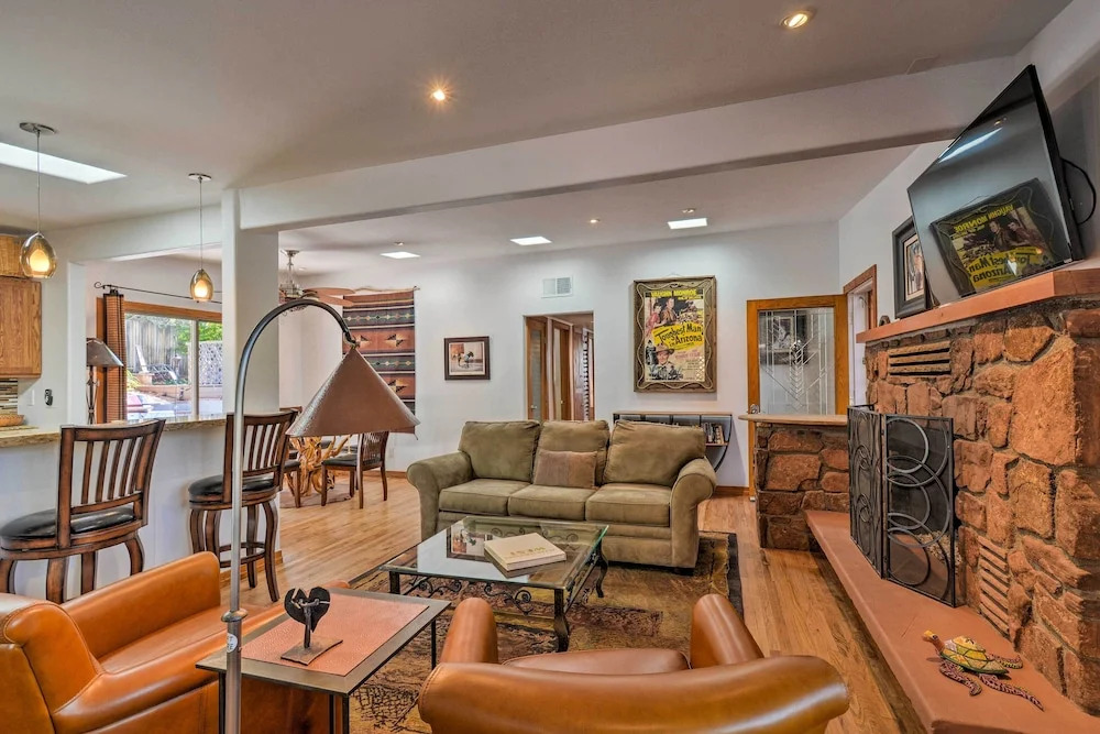 Patio & Views: Peaceful Sedona Getaway!