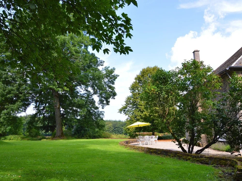 Wonderful Loft near Bastogne in Castle of Xviith History