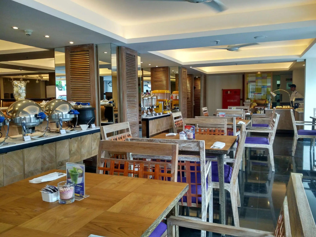 Kuta Beach Hotel