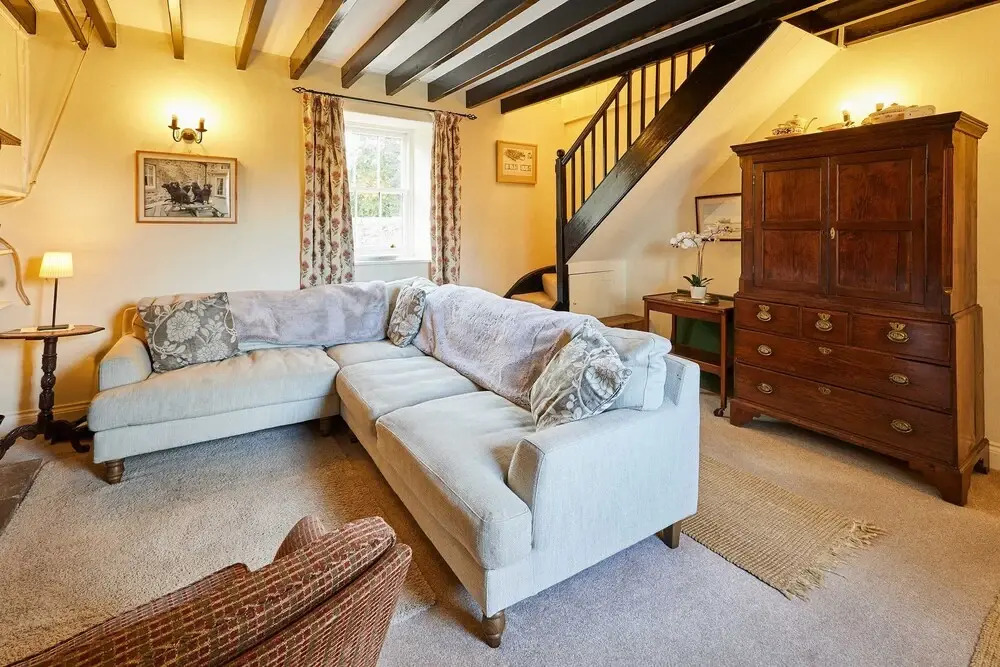 Host Stay Newton Cottage