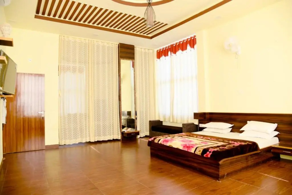 Hotel Rani Bagh Resort