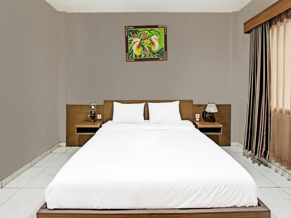 OYO 91696 Kimara Homestay & Resto