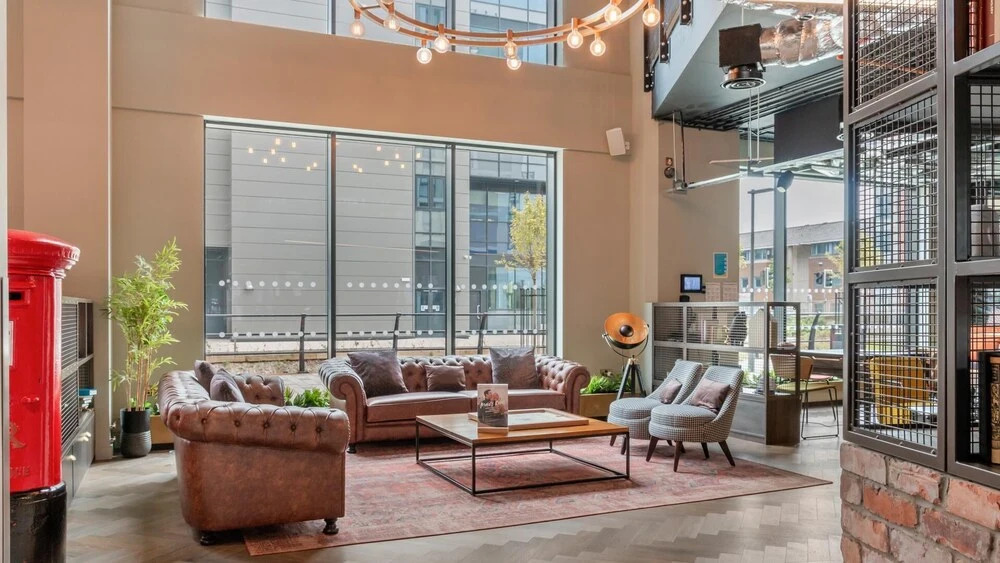 High end Executive Studio