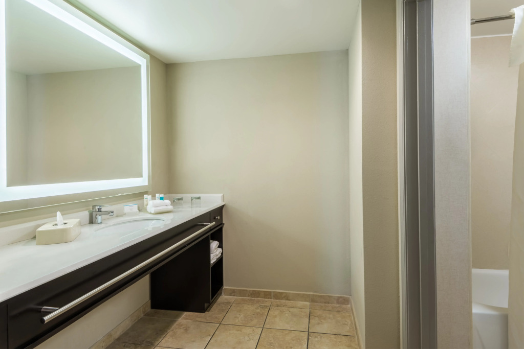 Larkspur Landing Extended Stay Suites St Louis Riverport