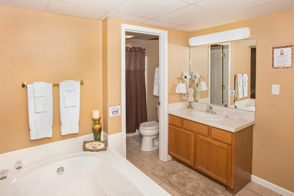 Whispering Pines 532