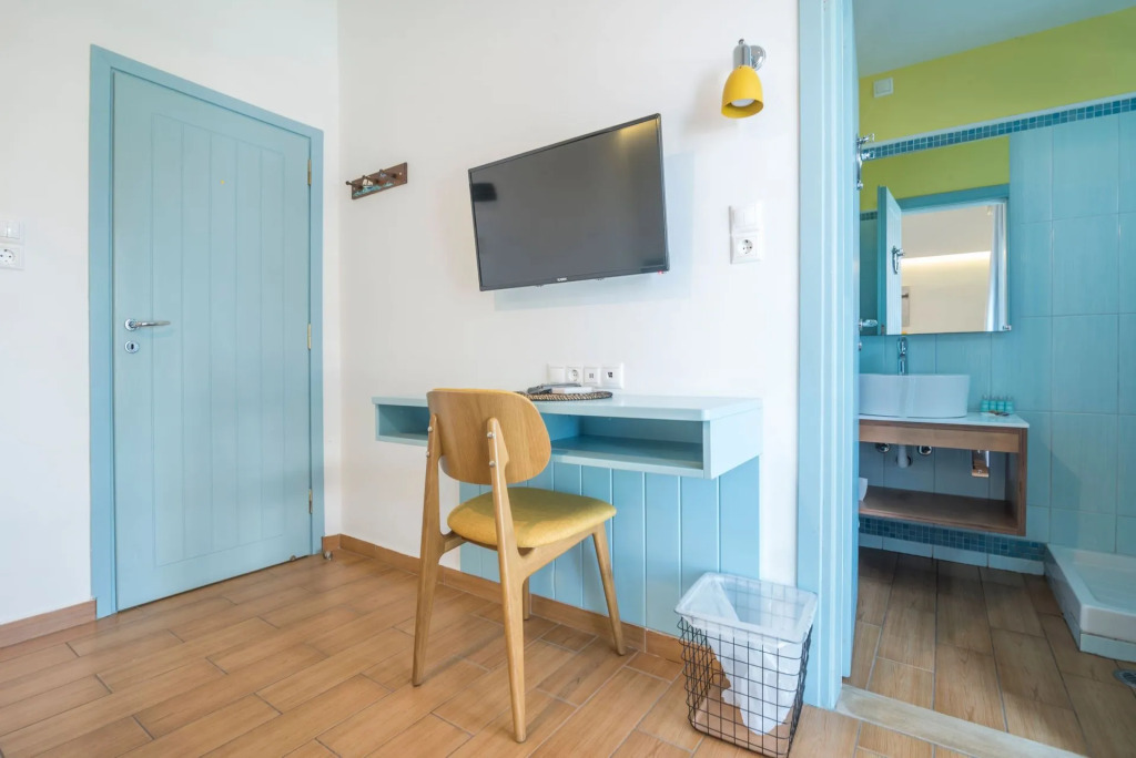 Saronis Hotel Agistri