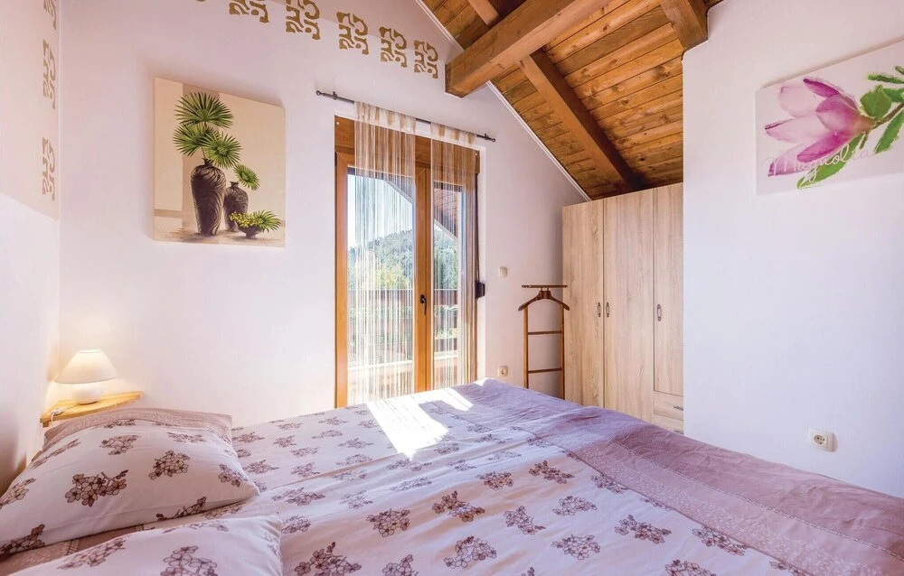 Gorgeous Home In Vrata With Sauna