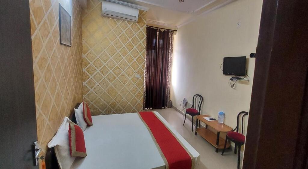 Hotel Shiv Angan