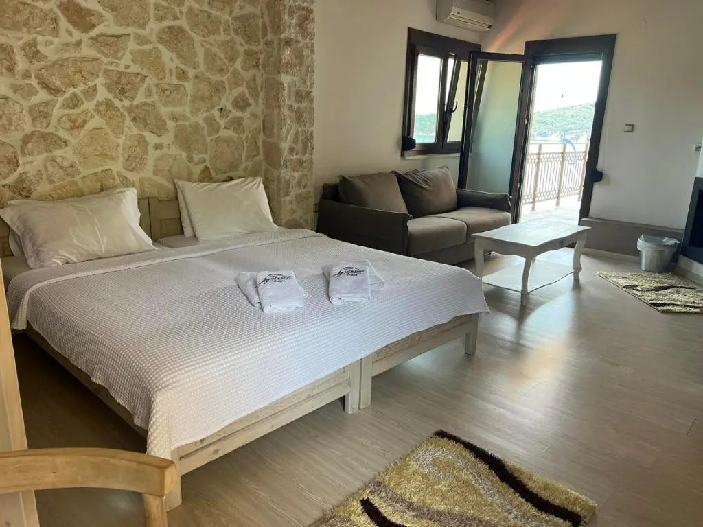 Agorastos Suites