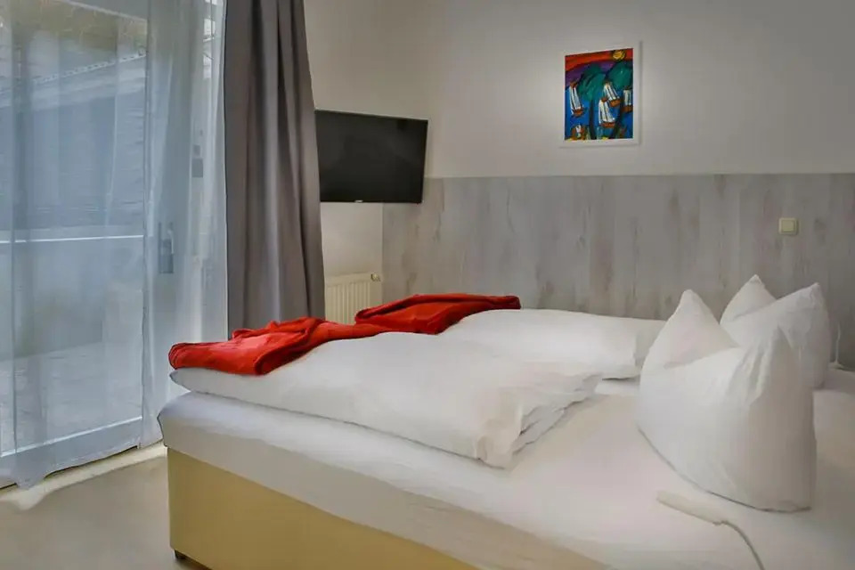 H&H Apartments im Herzen der Stadt in der Lange Strasse geräumig ruhig mit Küche und Esstisch