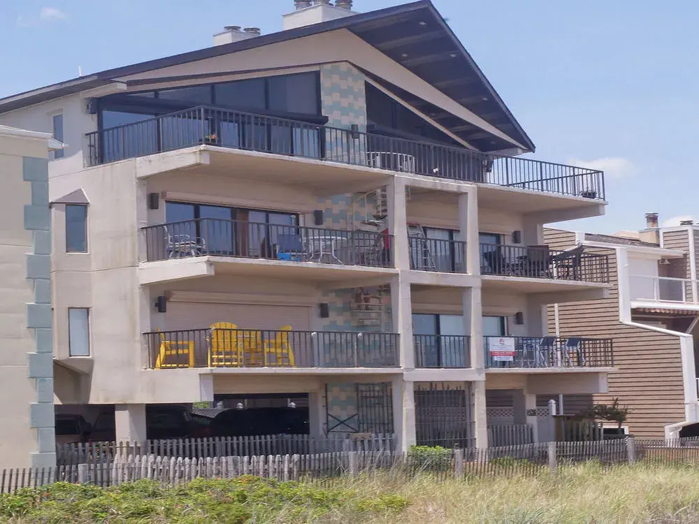 Ocean Sunrise 201 2 Br condo by RedAwning