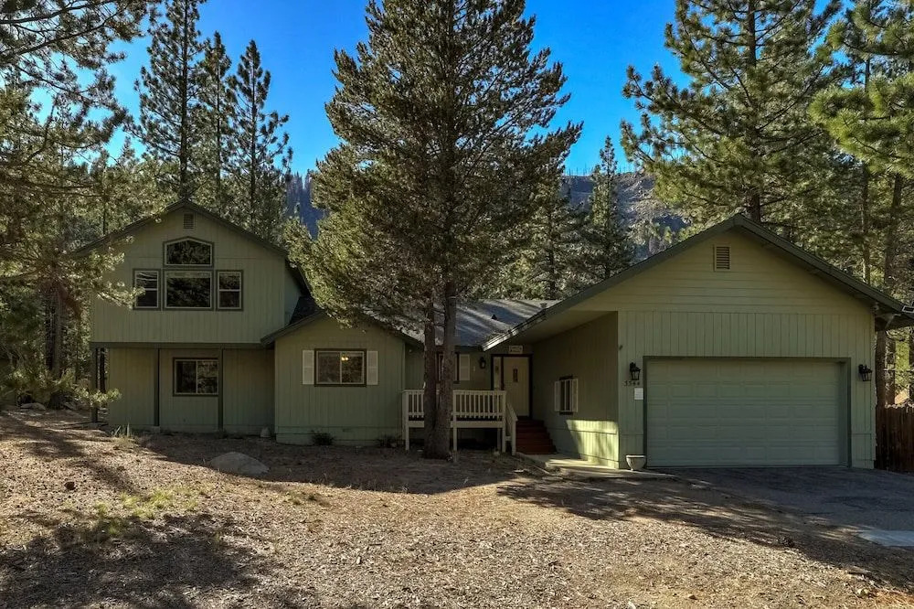 Tahoe Frost - Air Conditioned 4 Bedroom Tahoe Home