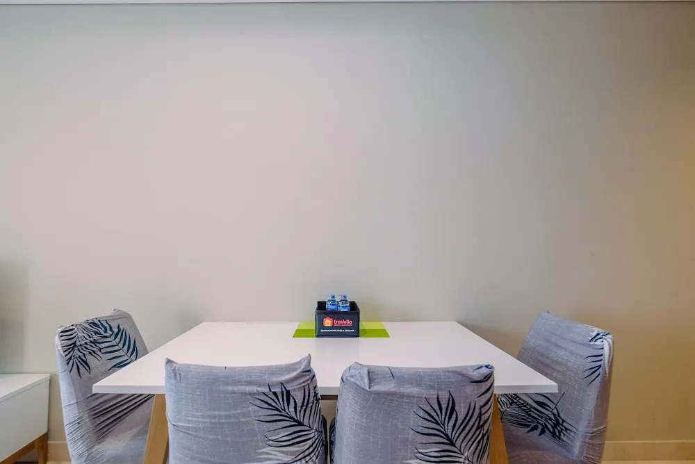 Comfy and Cozy Stay 1BR at Branz Simatupang Apartment