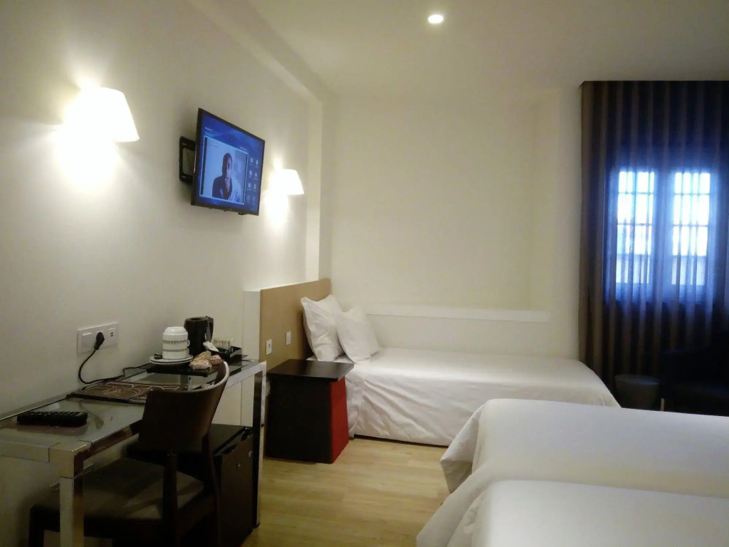 Hotel Aveiro Center by Alboi Group