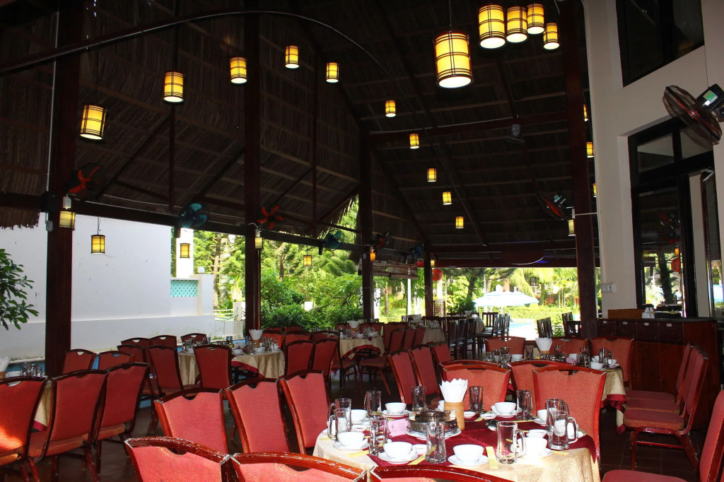 LAzure Resort and Spa
