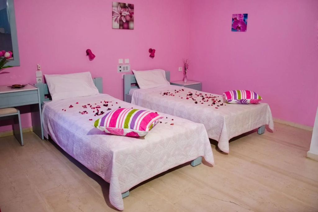 Galini Studios and Apartments