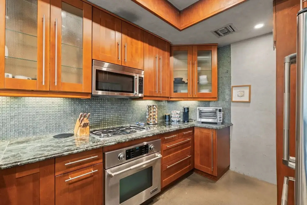 Stylish Westwood Condo