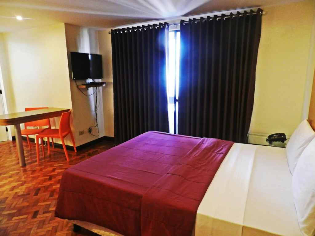 Salcedo Suites