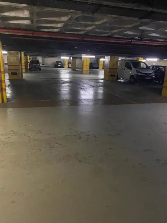 NEW! Galé Apartamento (Wi-Fi, estacionamento) 607