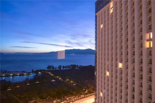 Fuxian Lake Junlin Holiday Hotel