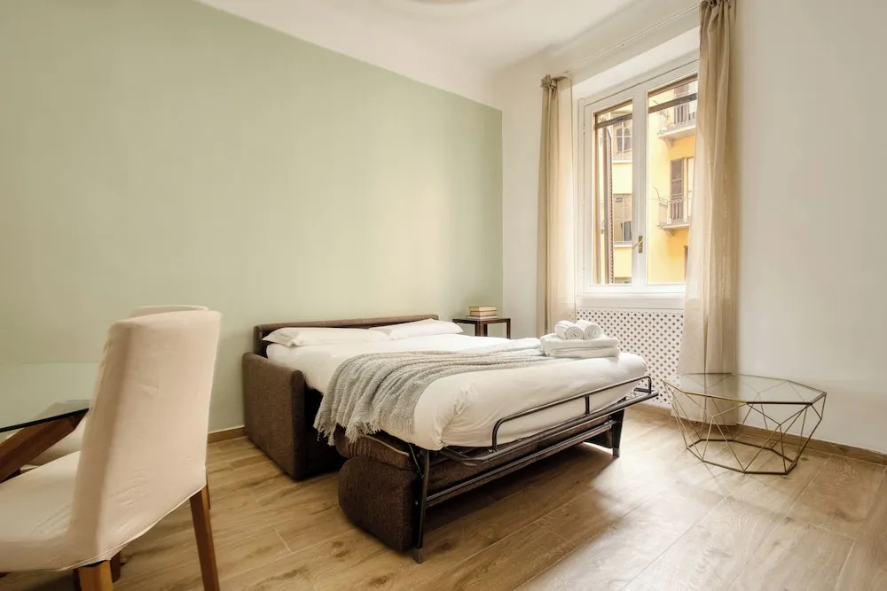 Modern flat near the Centre of Milan