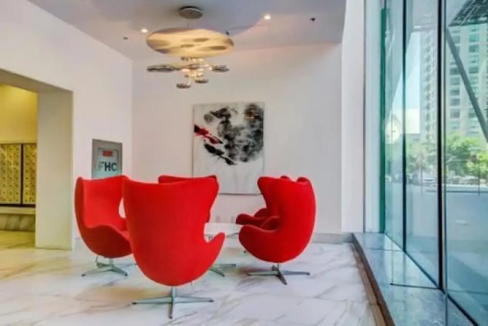 N2N Suites - ICE CityView Suite by Short Term Stays