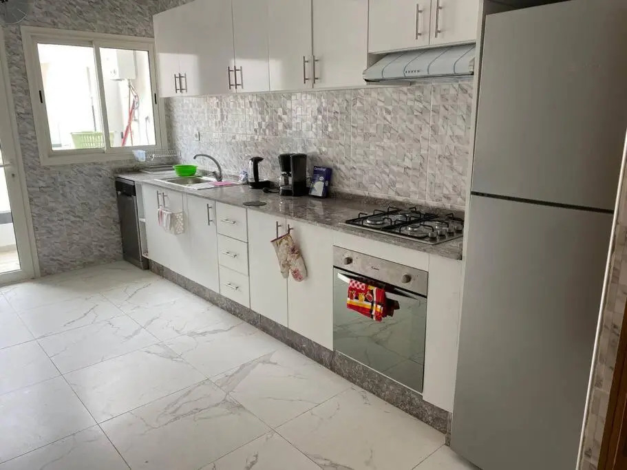 Lovely 4-Bedroom Condo with Pool