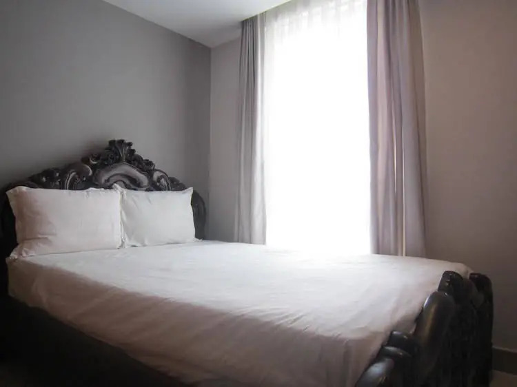 Romance Hotel