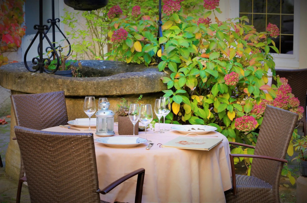 Hostellerie des Trois Pigeons, Paray-le-Monial