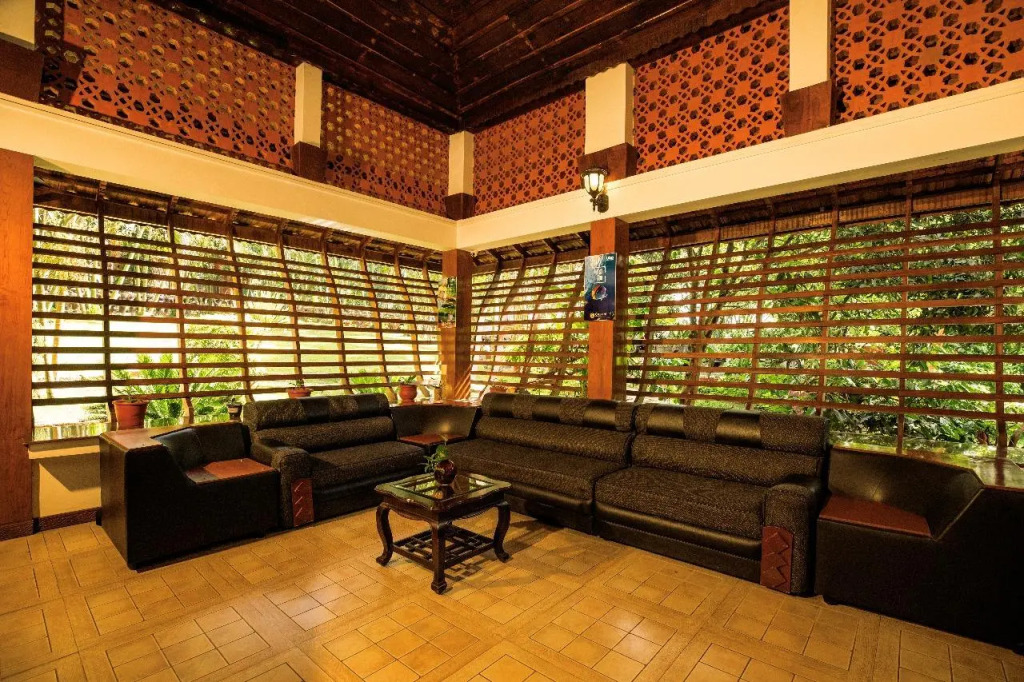 Crescent Family Resort