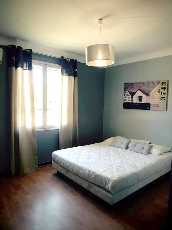 House With 2 Bedrooms in Saint-gilles, With Pool Access, Enclosed Gard