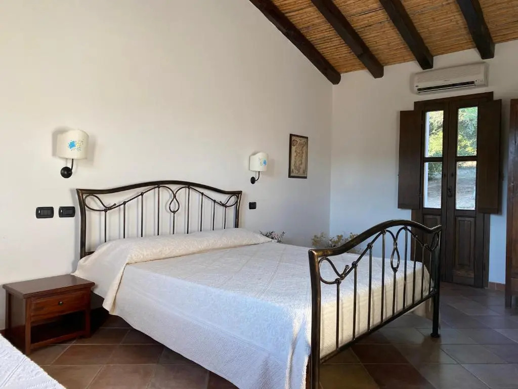 Li Paduleddi Country Guest House