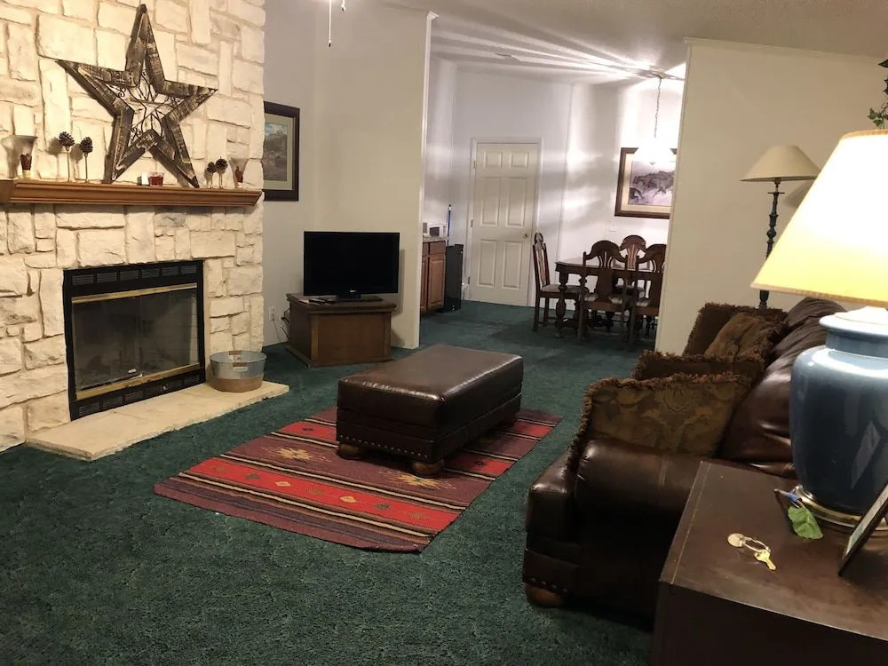 South Gate Lodges