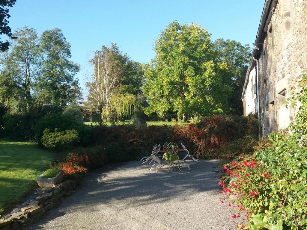 Holiday Home in Montaigu-Les-Bois with Garden