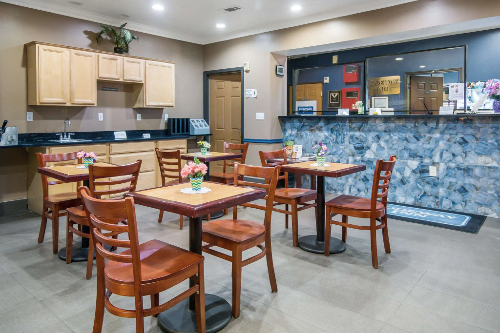 Rodeway Inn Carrollton I-35E