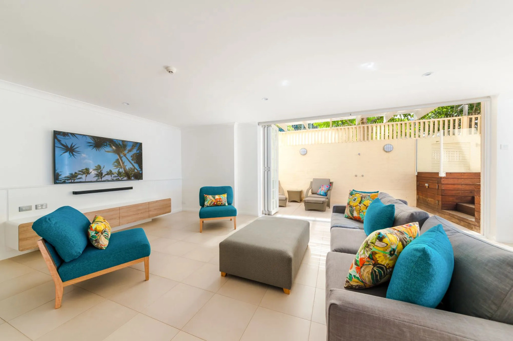 Netanya Noosa Beachfront Resort