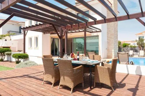 Villa Charon