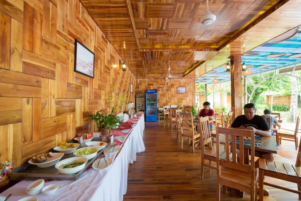 Phu Quoc Dragon Resort & Spa