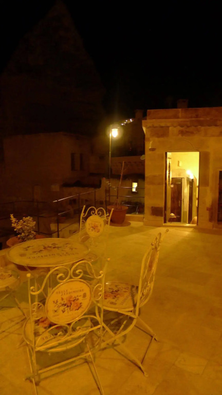 King Cave Hotel by Traveller's