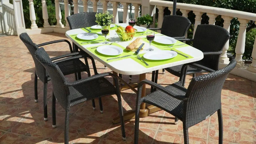 Detached villa, private pool only 10 minutes to beaches