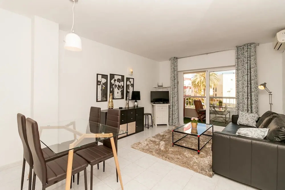 Centrico Apartamento Corona Playa Torrecilla Nerja