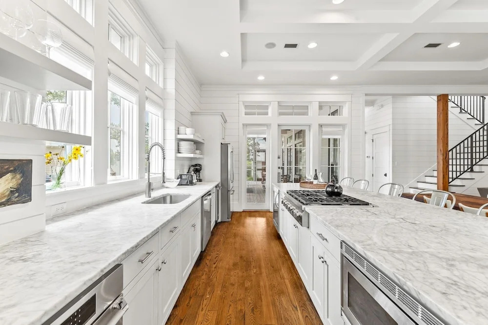 Pet Friendly Watercolor 4br Home In The Lake District 4 Bedroom Home by RedAwning